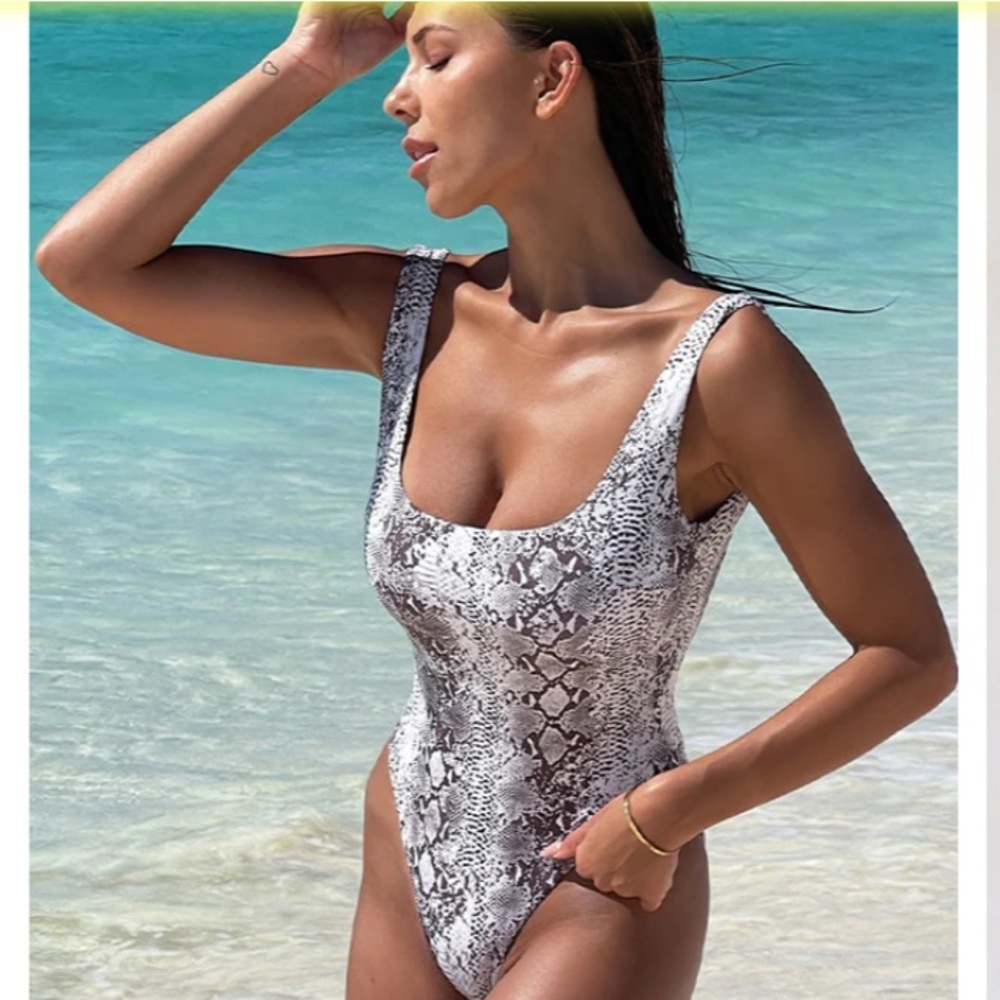 Monday Swimwear Sardinia One Piece